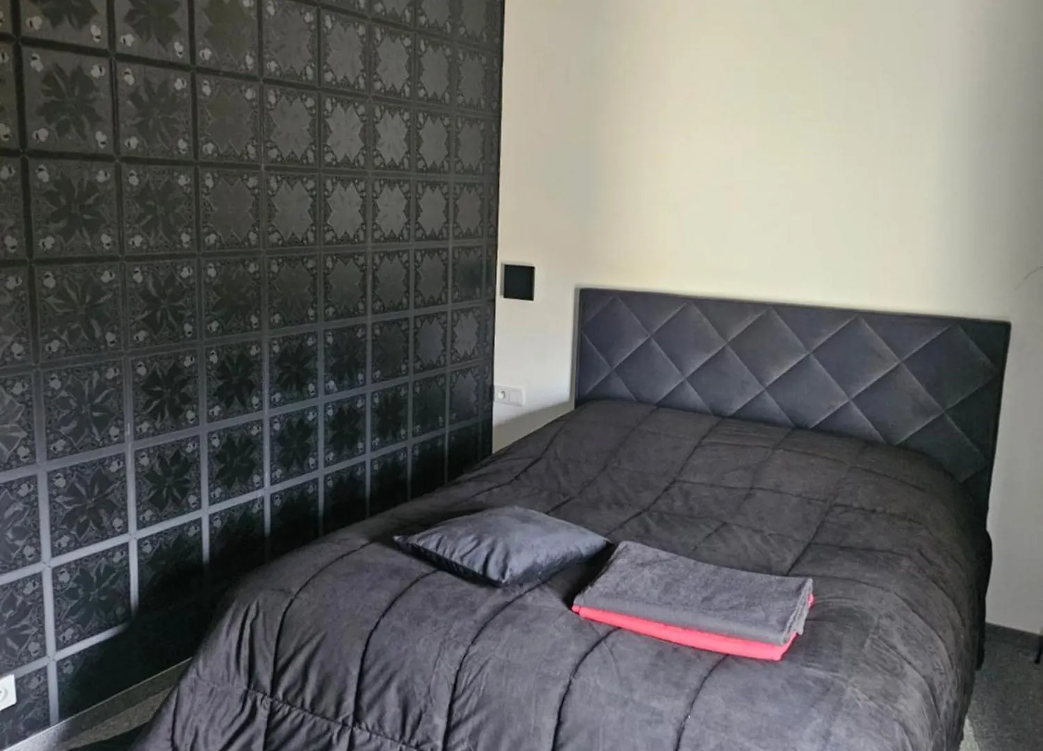 קרקוב Luksusowy Apartament 60 M Z Jacuzzi Oraz Z Ogrodkiem Na Dachu Na Wylacznosc !